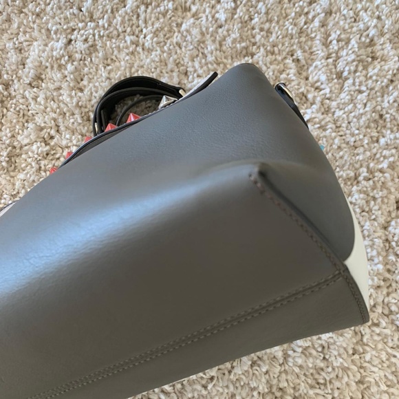 Handsbag Fendi - Picture 4 of 10